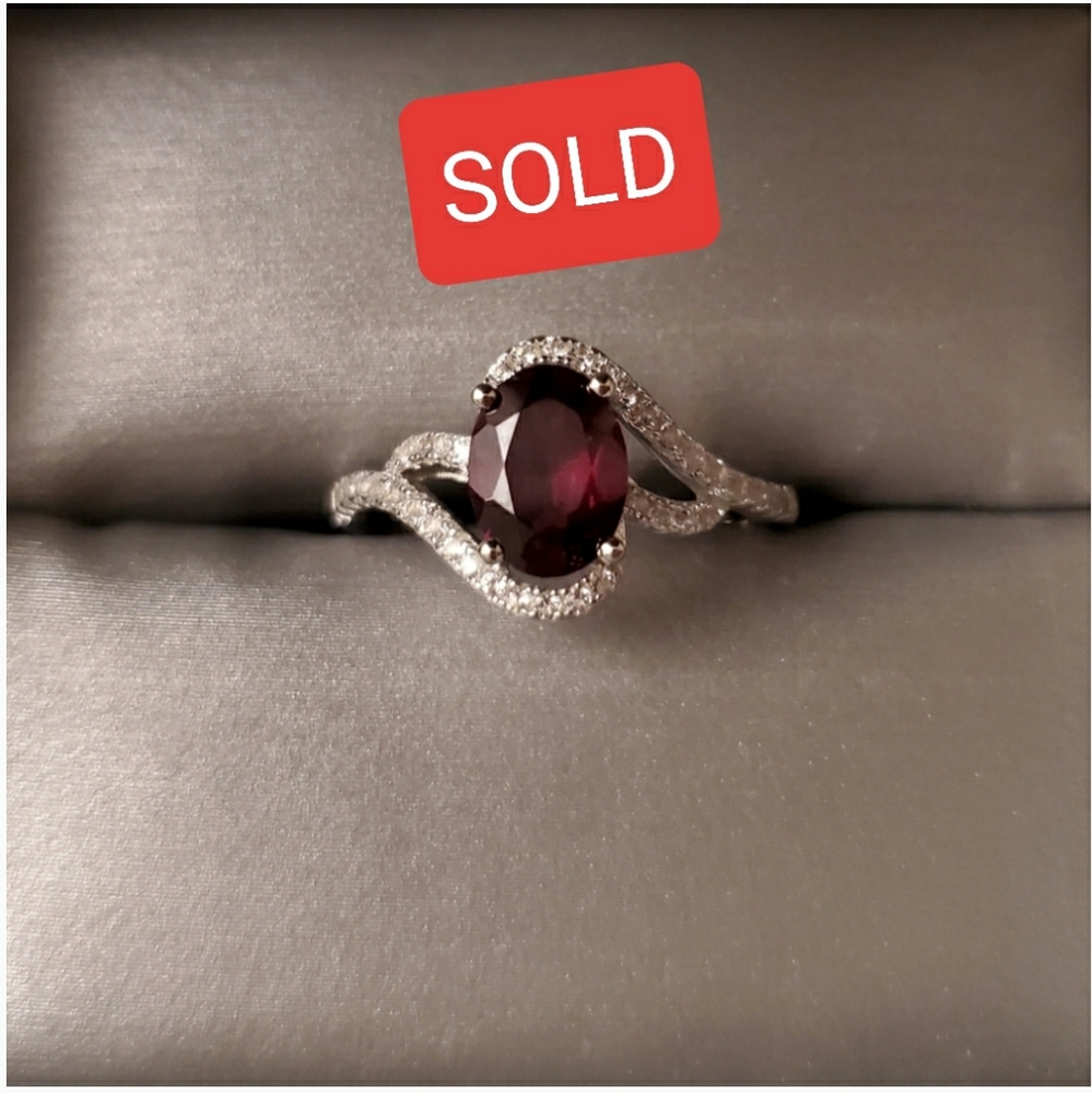 New Raspberry Rhodolite Ring - image 1